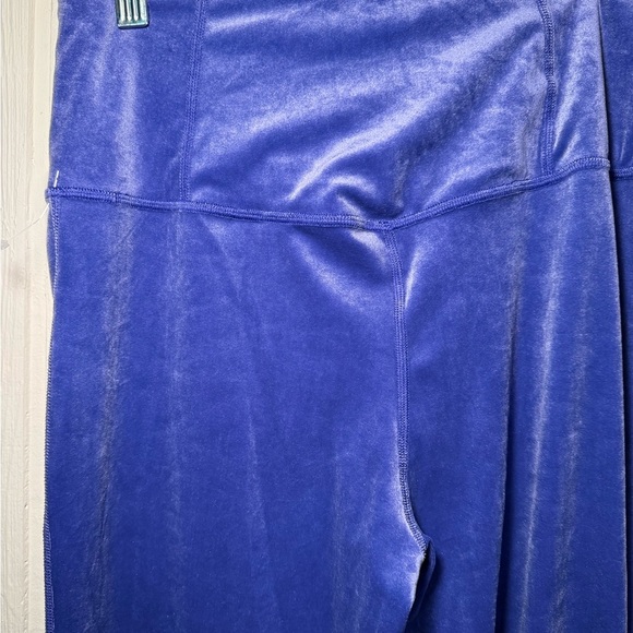 Athleta Elation Velvet Flare Pant Sz S Purple NWOT - Picture 4 of 10